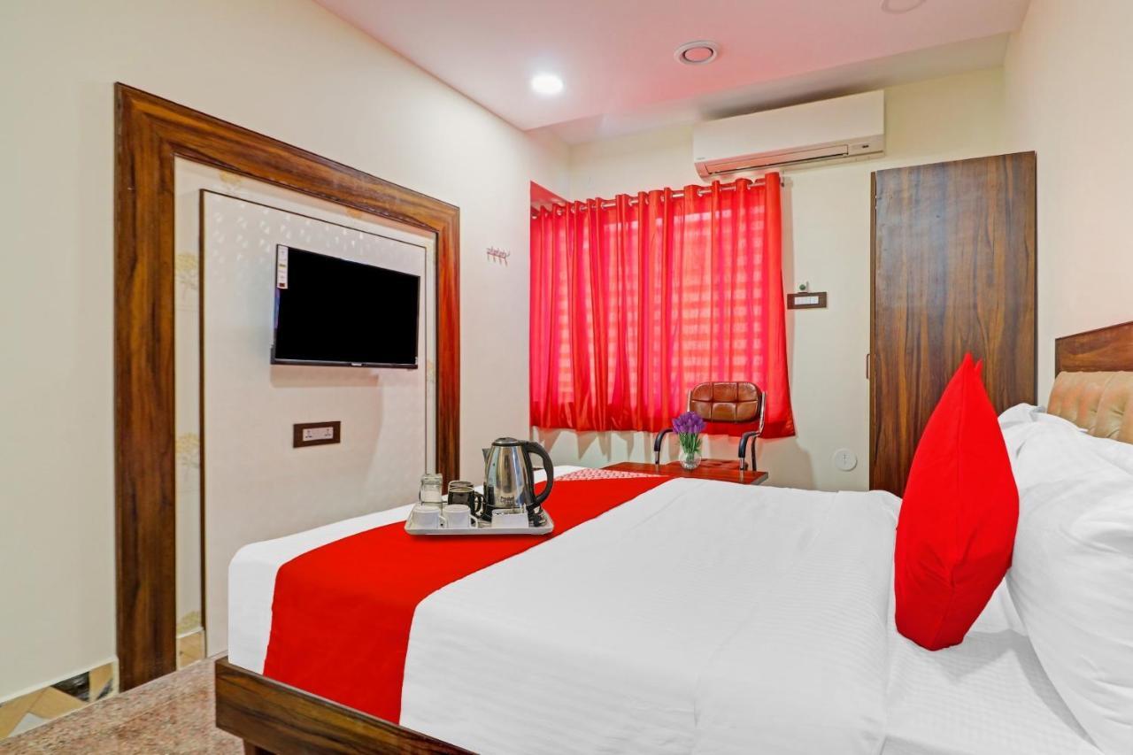 היידראבד Heavens Inn Near Rasoolpura Metro Station מראה חיצוני תמונה