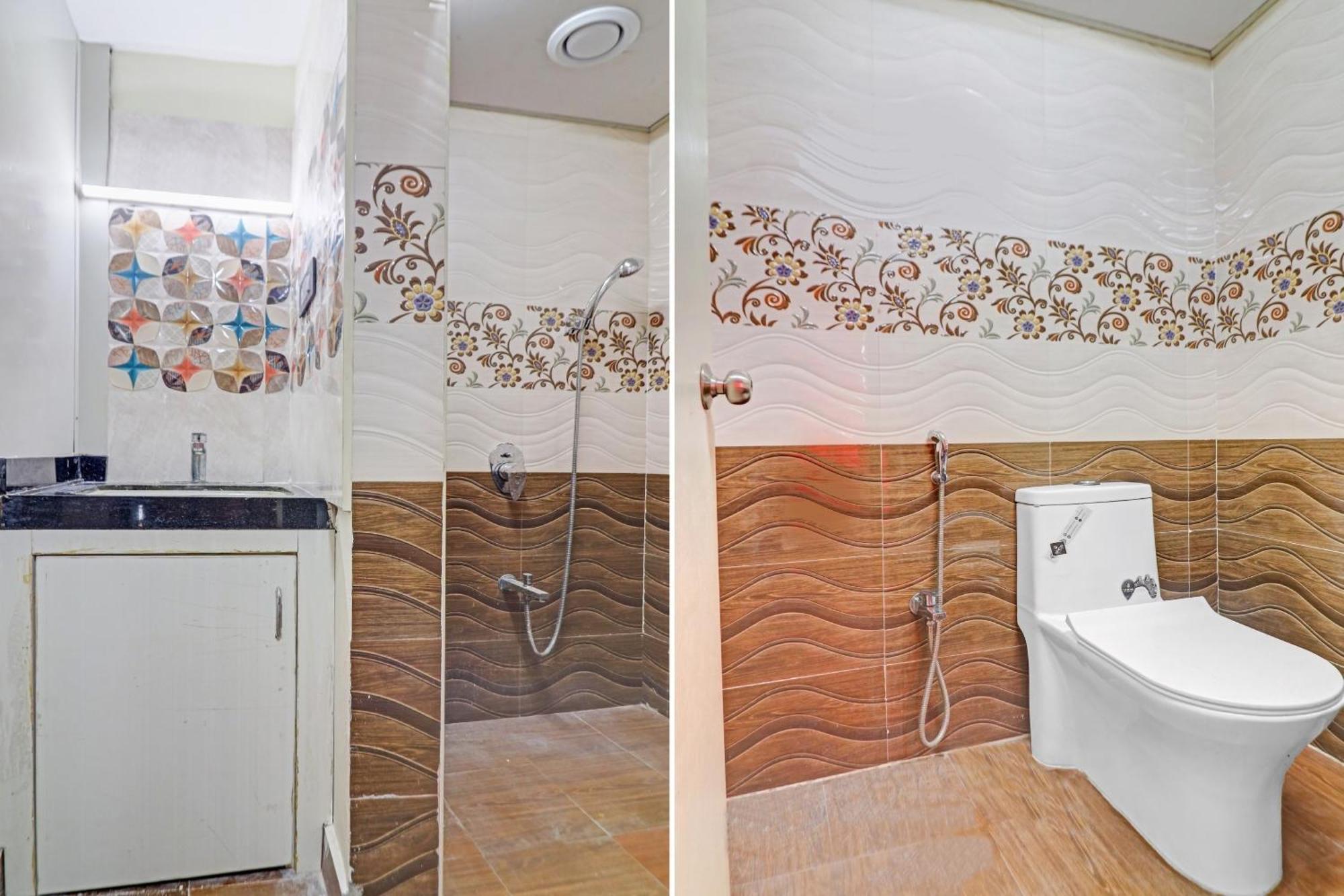 היידראבד Heavens Inn Near Rasoolpura Metro Station מראה חיצוני תמונה